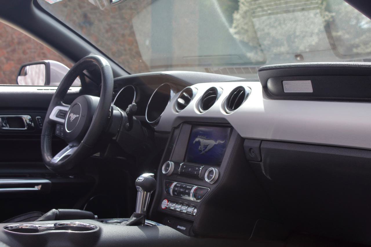 Used 2017 Ford Mustang Premium image 48