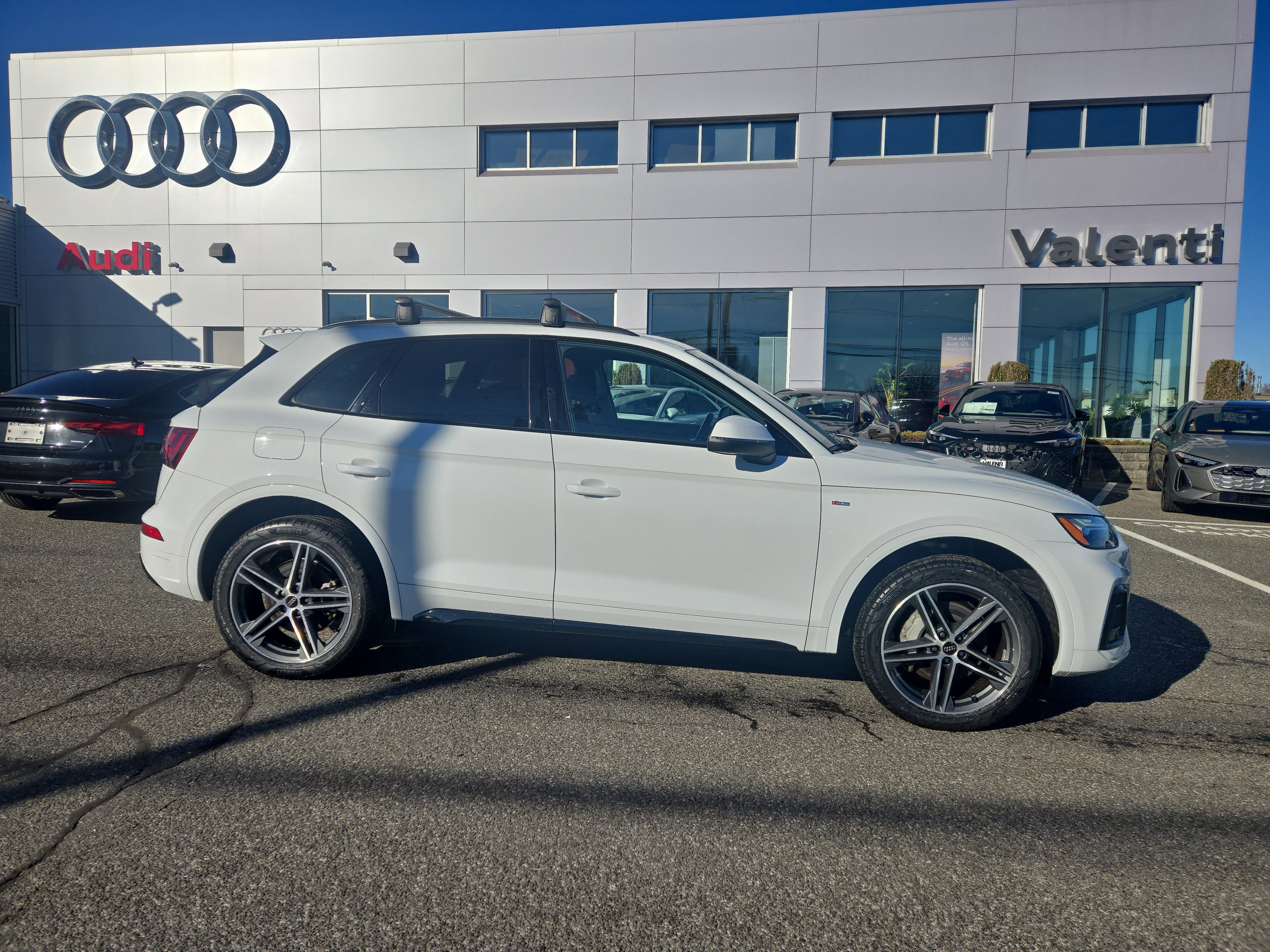 Certified 2023 Audi Q5 e Premium Plus w/ Premium Plus Package image 1