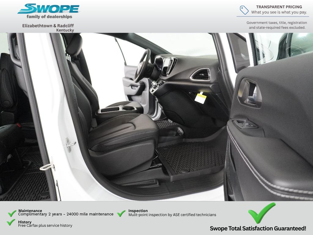 New 2026 Chrysler Voyager LX FWD image 9