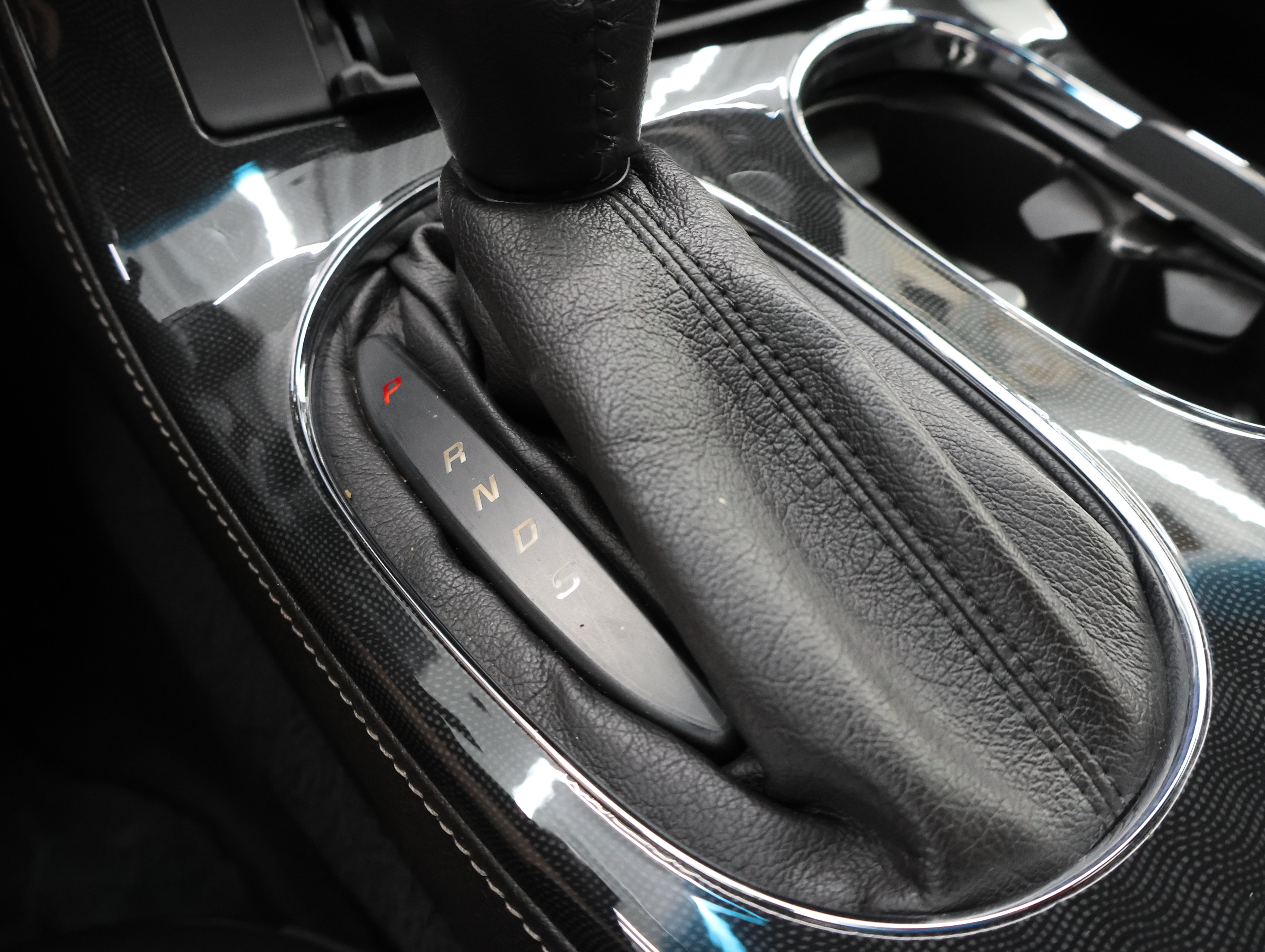 Used 2013 Chevrolet Corvette Grand Sport RWD image 37