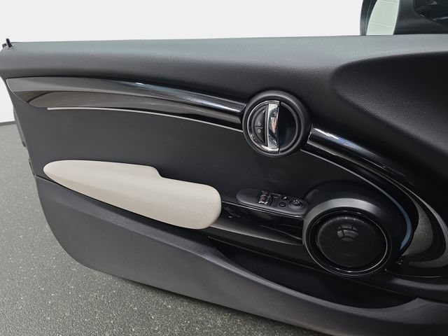 Certified 2024 MINI Cooper SE FWD image 21