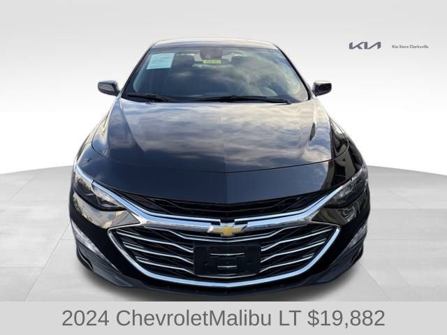 Used 2024 Chevrolet Malibu LT image 3