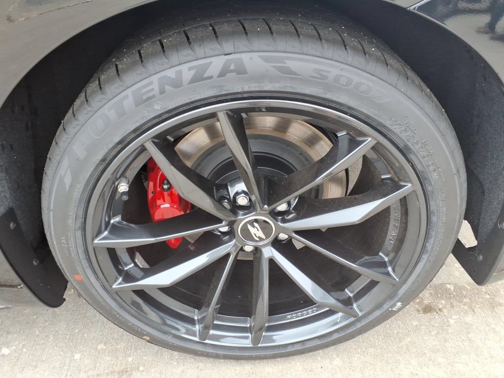 New 2026 Nissan Z Performance w/ Floor Mat Package RWD image 12