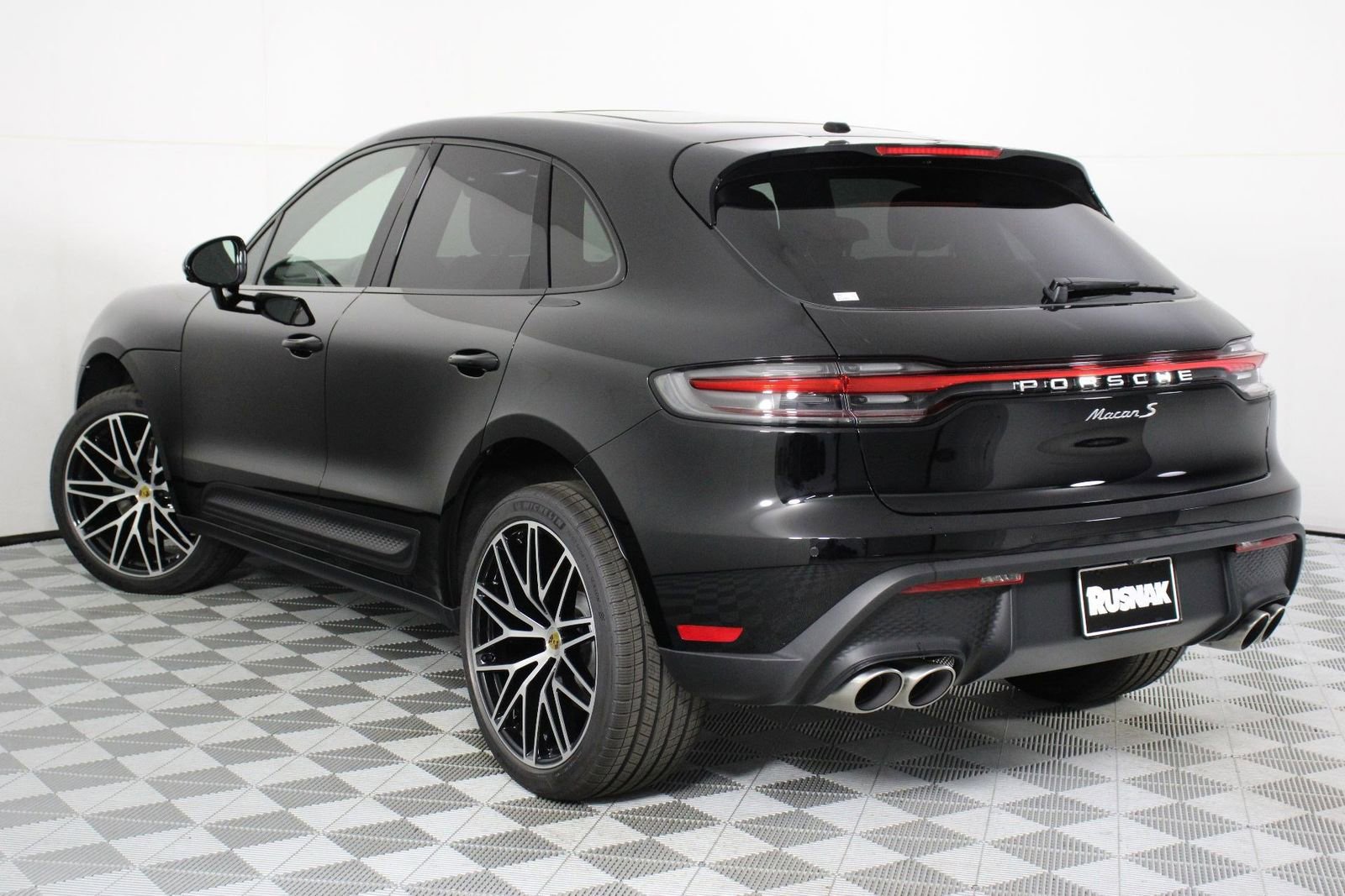 New 2026 Porsche Macan S AWD/4WD image 3