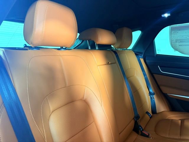 New 2026 Jaguar F-PACE R-Dynamic S image 33