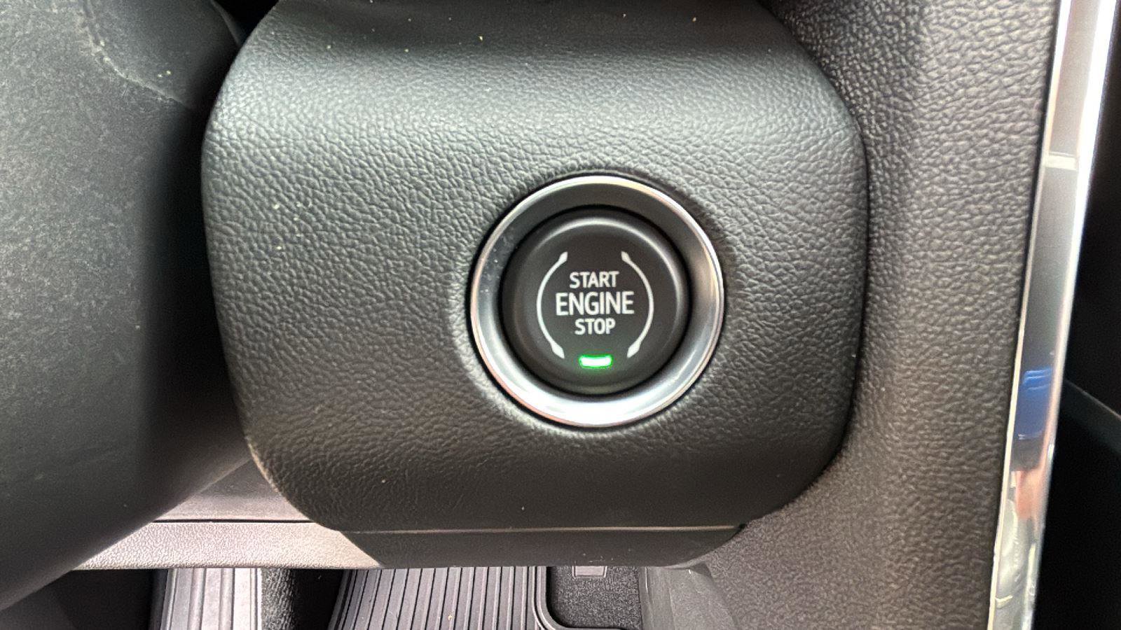 New 2026 GMC Acadia Elevation image 13