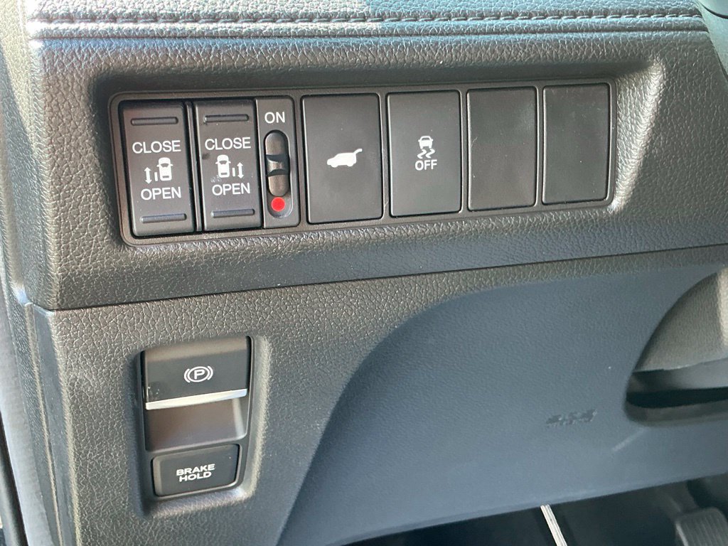 Certified 2025 Honda Odyssey Sport-L image 28