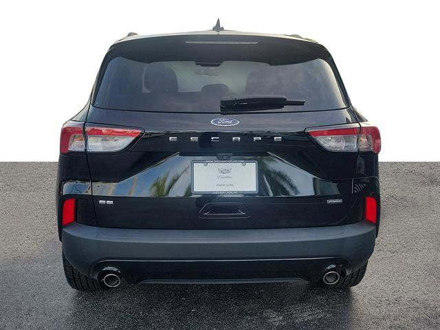 Used 2021 Ford Escape SE w/ SE Sport Appearance Package image 20