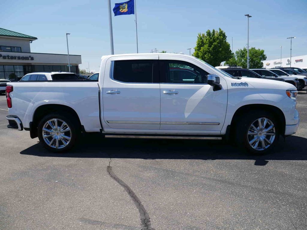 Used 2024 Chevrolet Silverado 1500 High Country w/ High Country Premium Package image 24