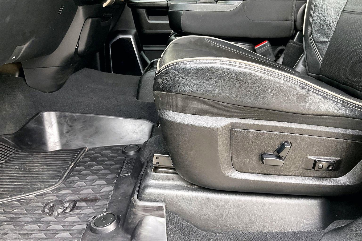 Used 2019 RAM 2500 Laramie image 18