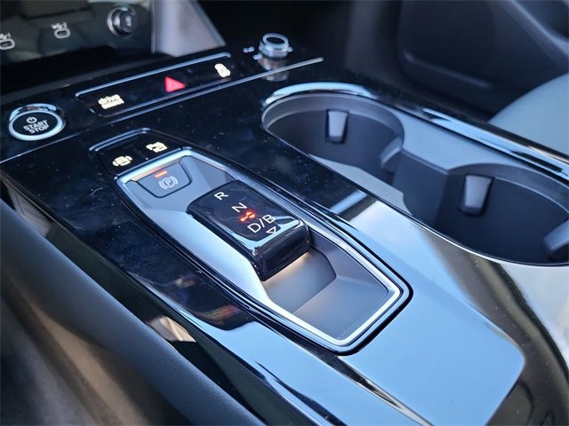 New 2025 Audi Q6 e-tron Premium Plus image 24