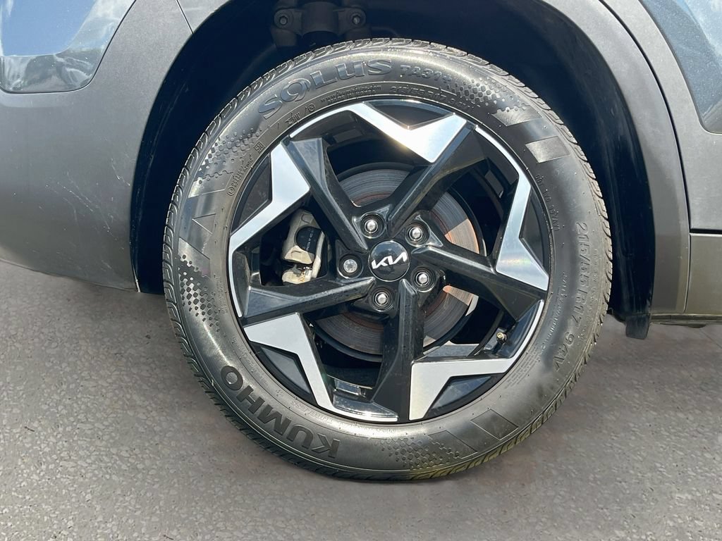 Used 2024 Kia Seltos EX AWD/4WD image 30