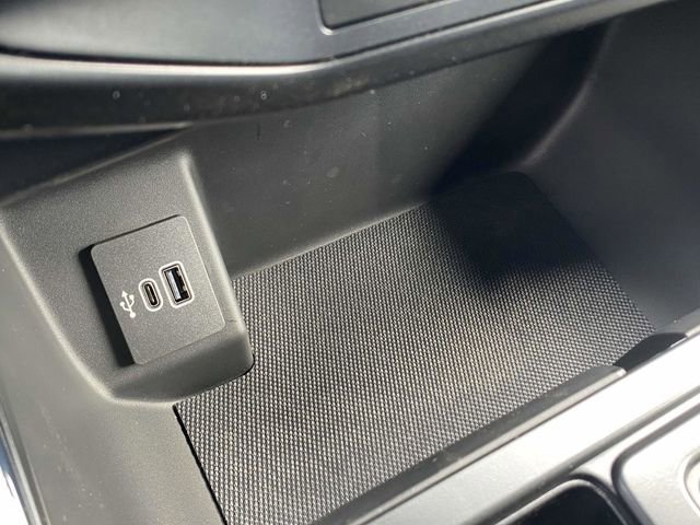 New 2025 Ford F150 Lightning Flash image 19