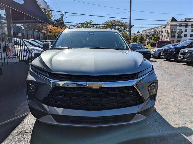 Used 2025 Chevrolet Blazer LT w/ Convenience Package FWD image 8