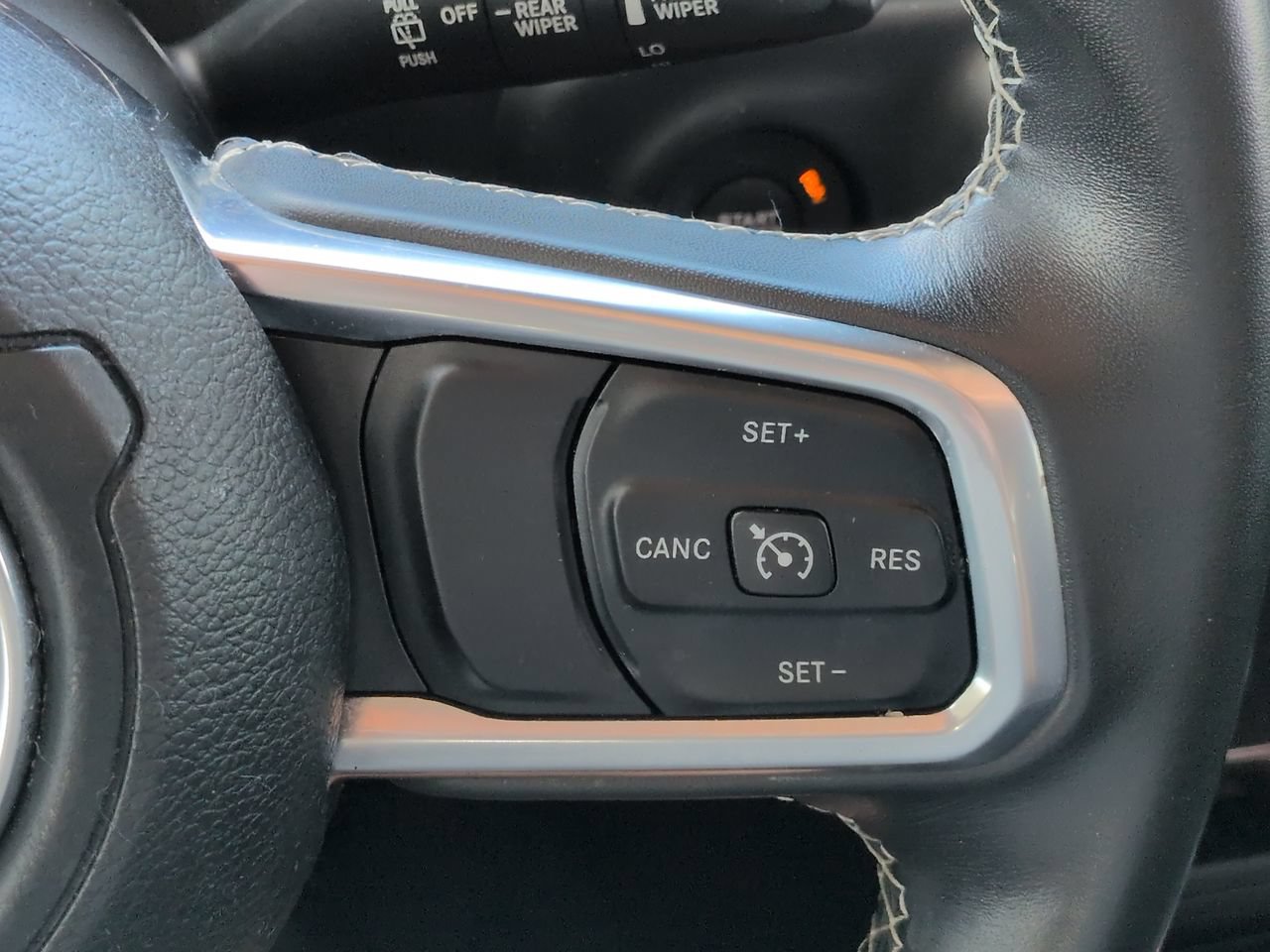 Used 2019 Jeep Wrangler Unlimited Sahara w/ LED Lighting Group AWD/4WD image 23