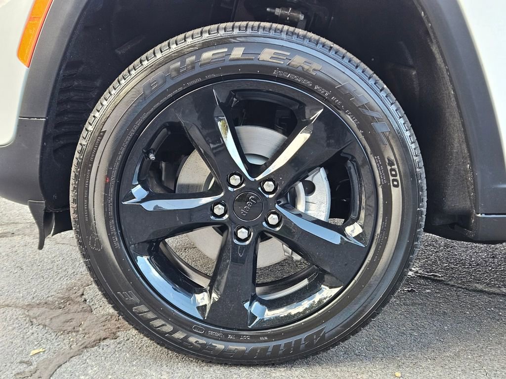 New 2025 Jeep Grand Cherokee Altitude image 29