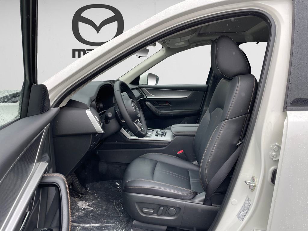 New 2026 MAZDA CX-90 Plug-In Hybrid w/ Preferred image 8