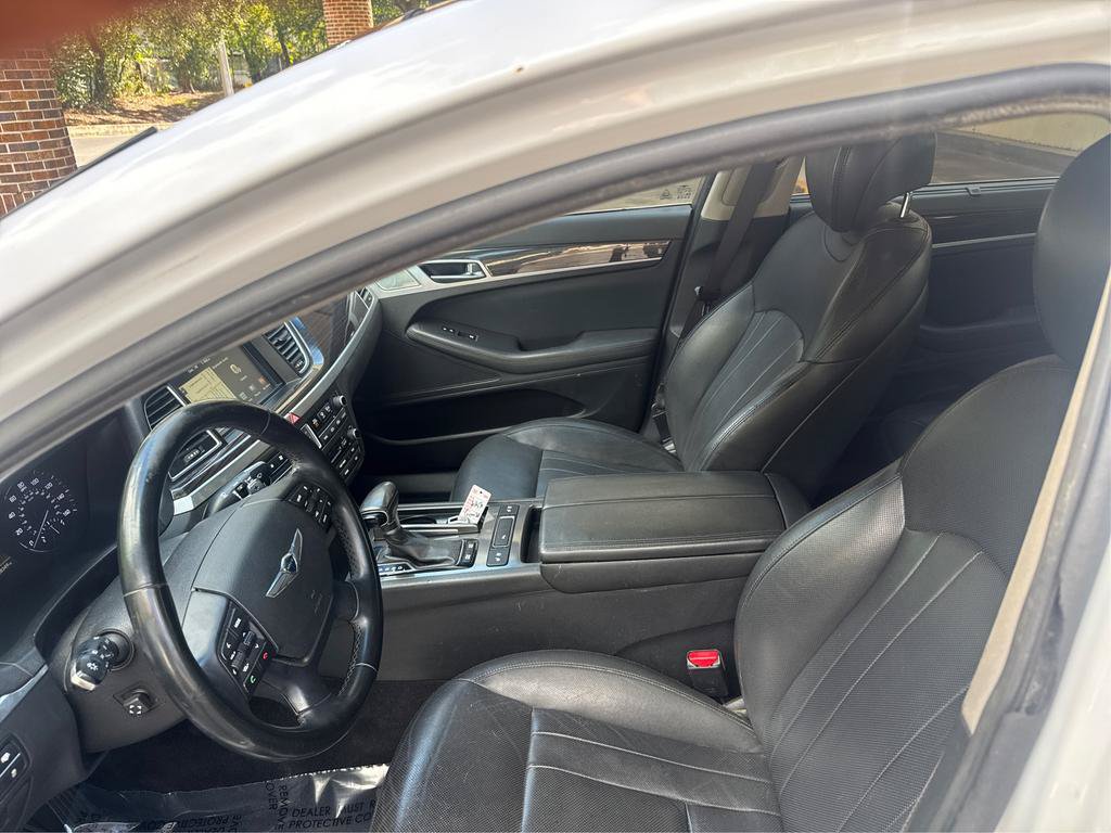 Used 2018 Genesis G80 3.8 w/ Option Group 02 RWD image 9
