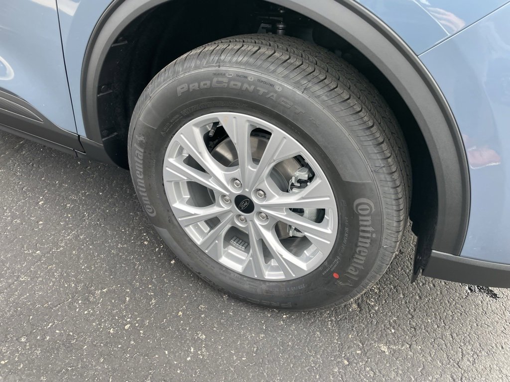 New 2026 Ford Escape Active image 3