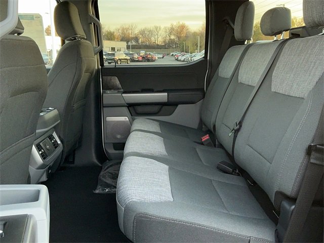 New 2026 Ford F250 XLT w/ XLT Premium Package image 15