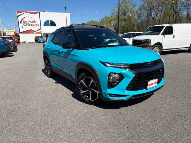 Used 2021 Chevrolet TrailBlazer RS w/ Technology Package image 2