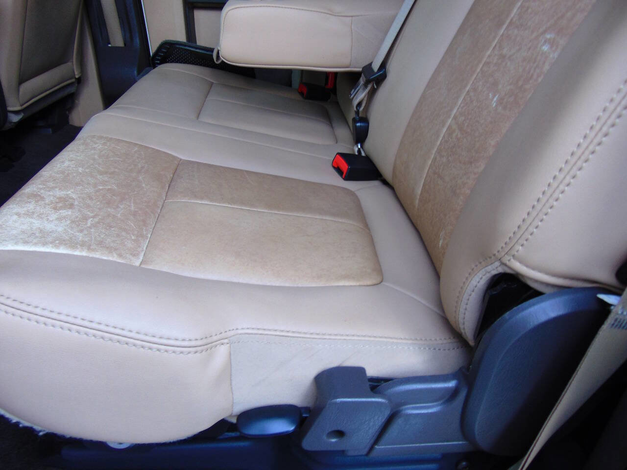 Used 2011 Ford F250 Lariat w/ Lariat Ultimate Pkg image 11