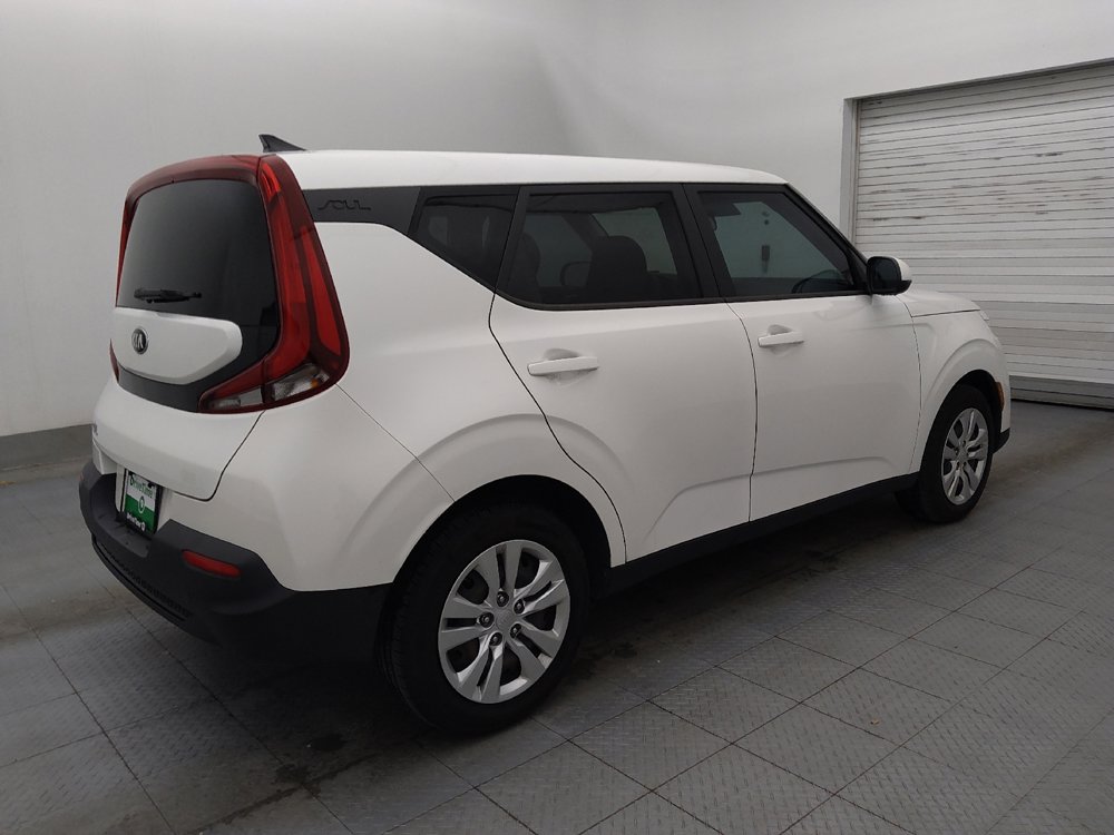 Used 2021 Kia Soul LX image 10