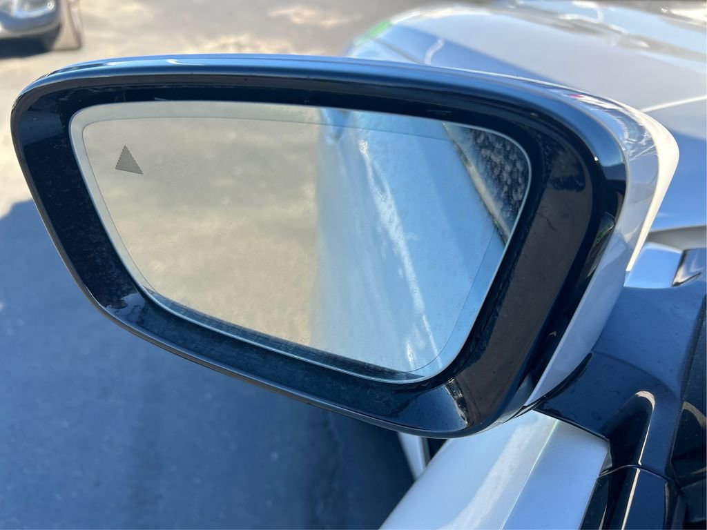 Used 2025 BMW 840i 840i w/ M Sport Professional Package image 26