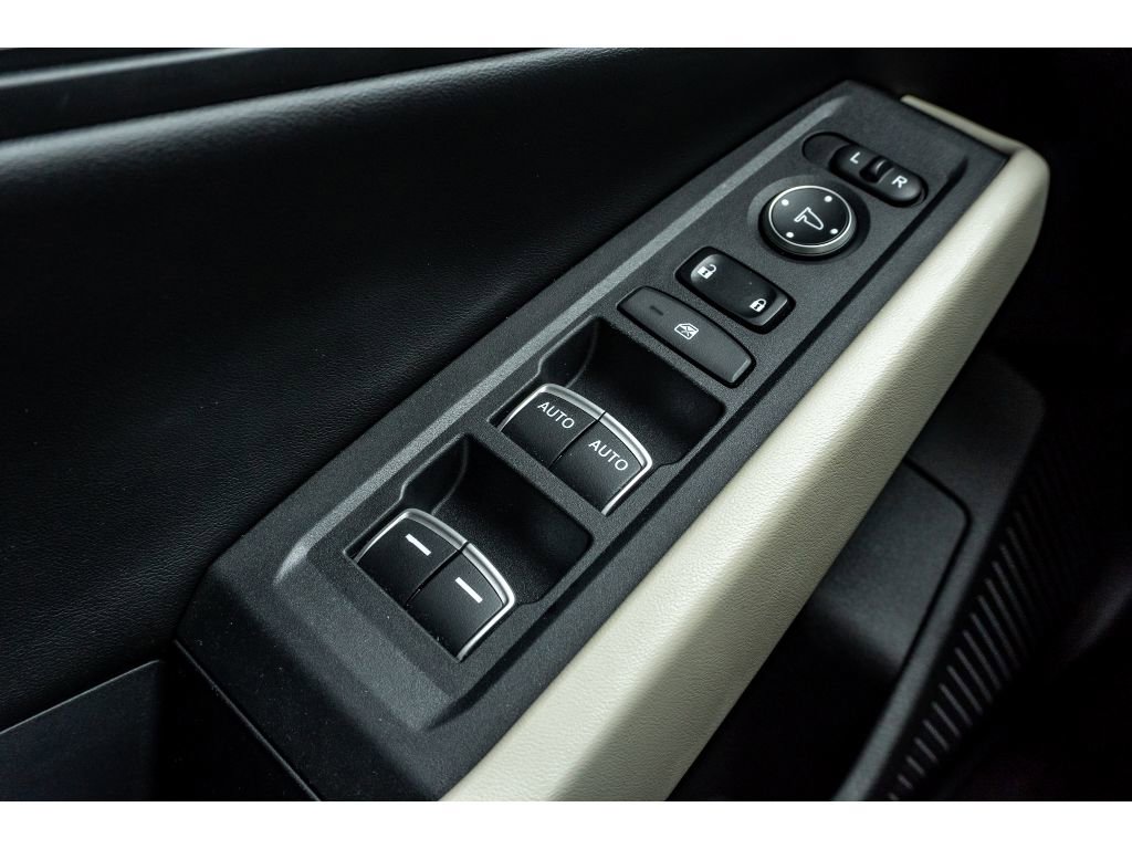 Used 2023 Honda Accord EX image 27