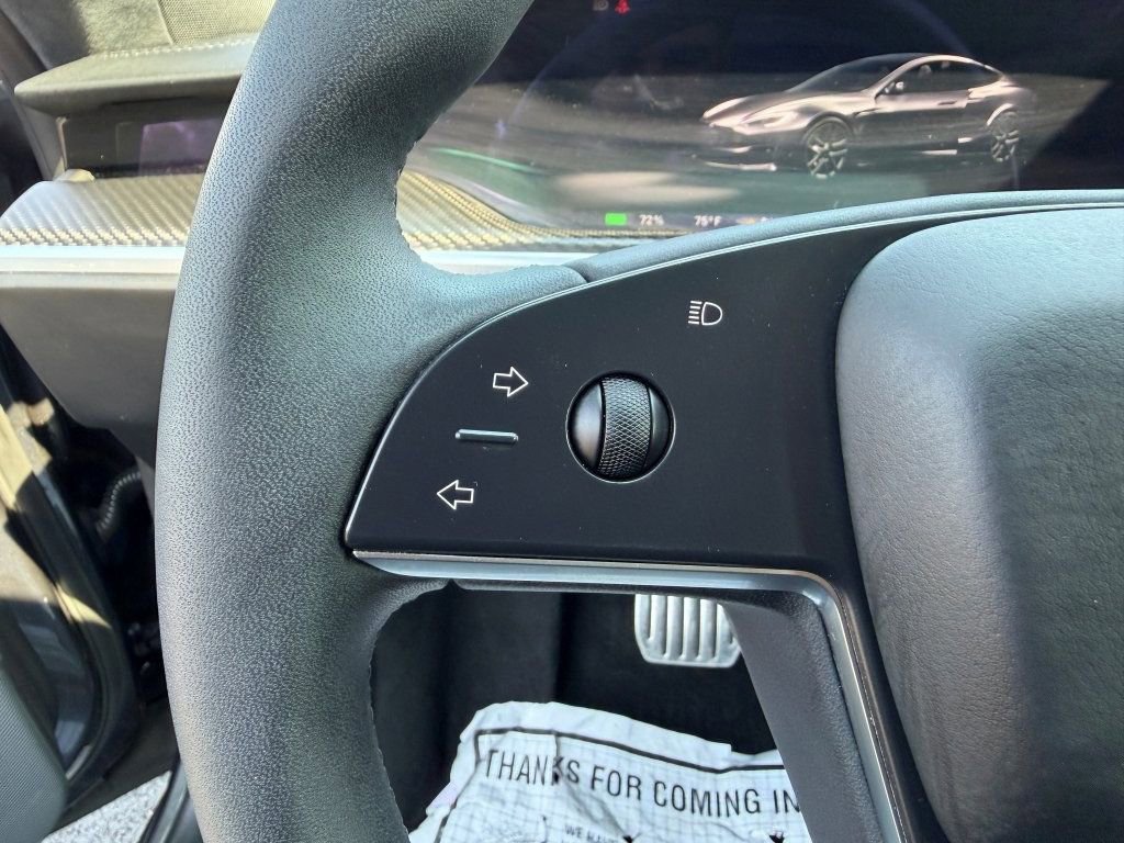 Used 2022 Tesla Model S Plaid image 15