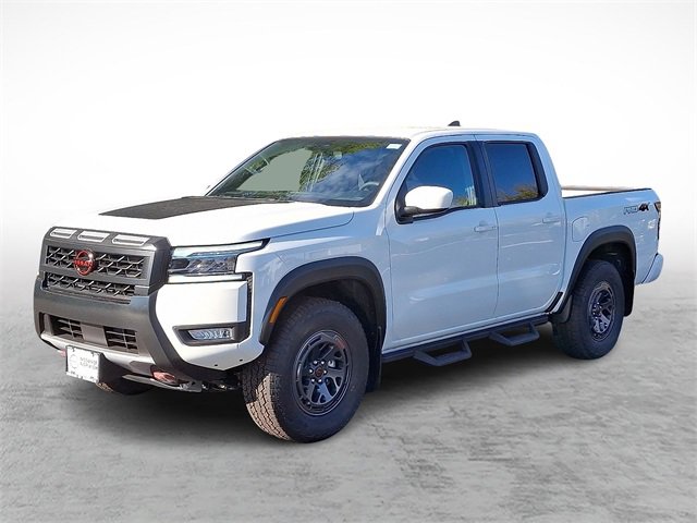 New 2025 Nissan Frontier PRO-4X w/ Black Accent Package image 2