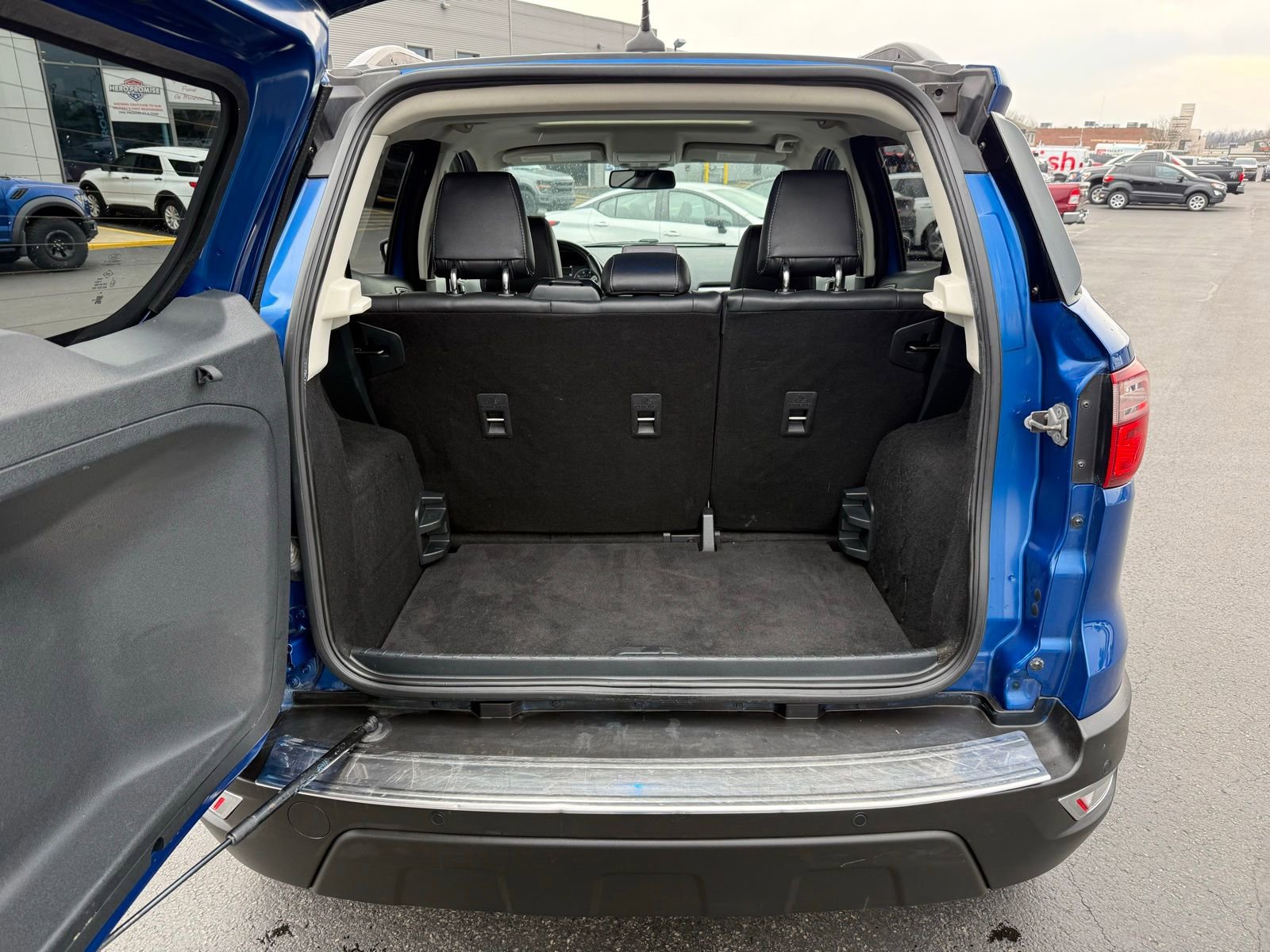 Used 2019 Ford EcoSport SES w/ SES Black Appearance Package AWD/4WD image 37