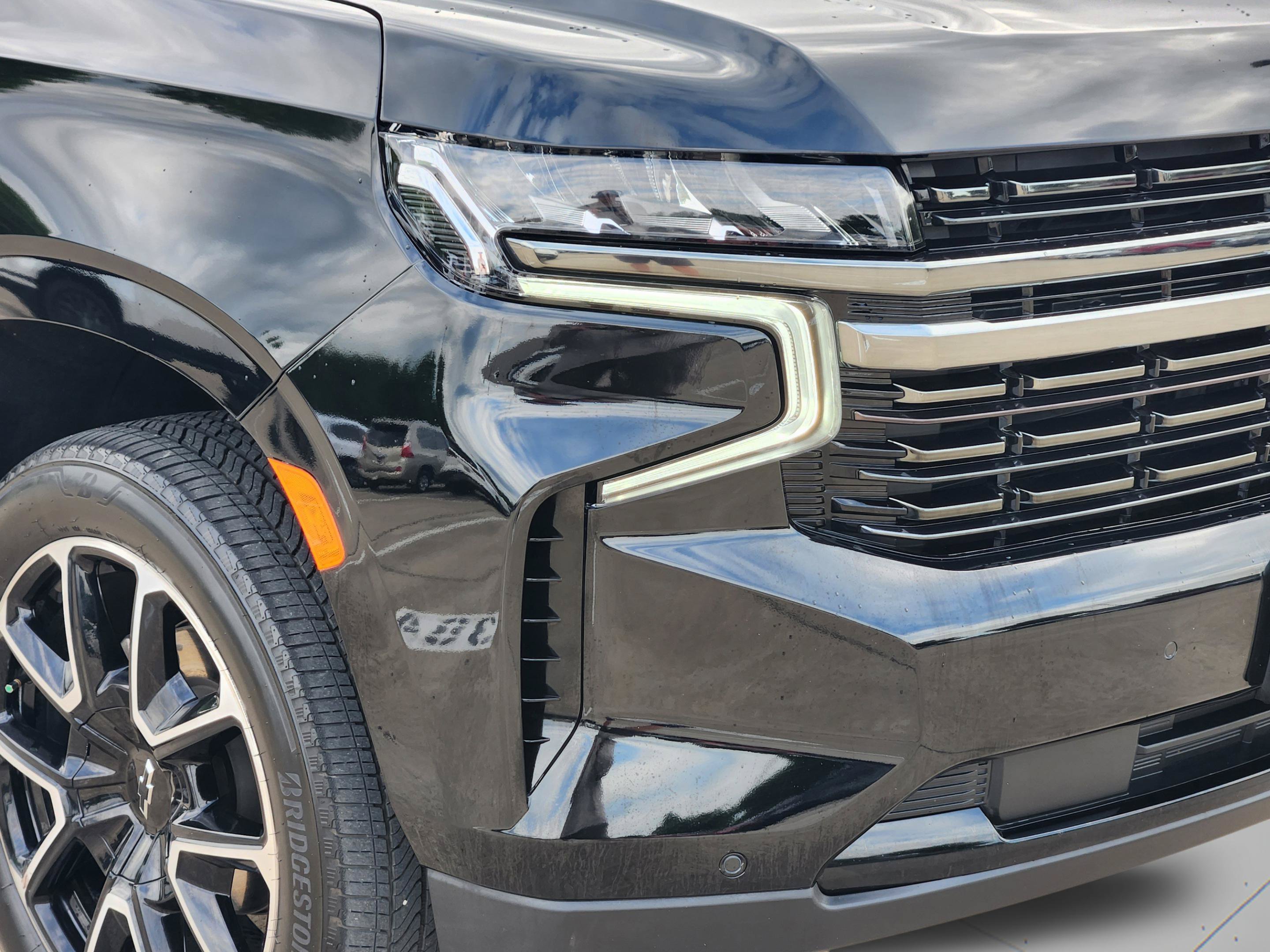 Used 2021 Chevrolet Tahoe RST w/ Luxury Package RWD image 33