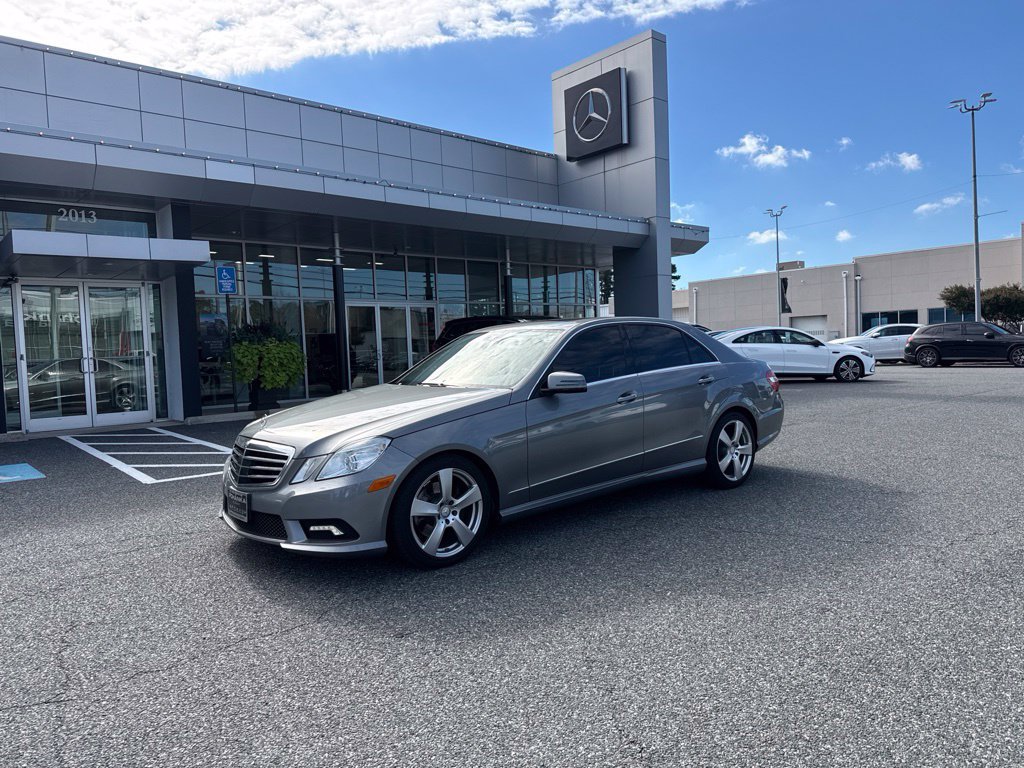 Used 2011 Mercedes-Benz E 350 4MATIC Sedan image 1