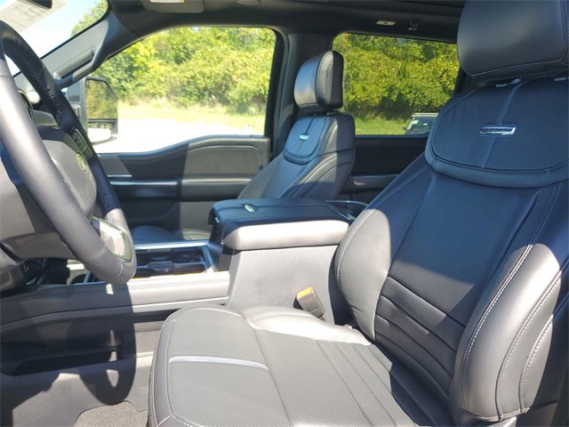 Used 2025 Ford F250 Platinum image 26