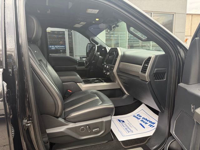 Used 2022 Ford F250 Platinum w/ FX4 Off-Road Package image 15