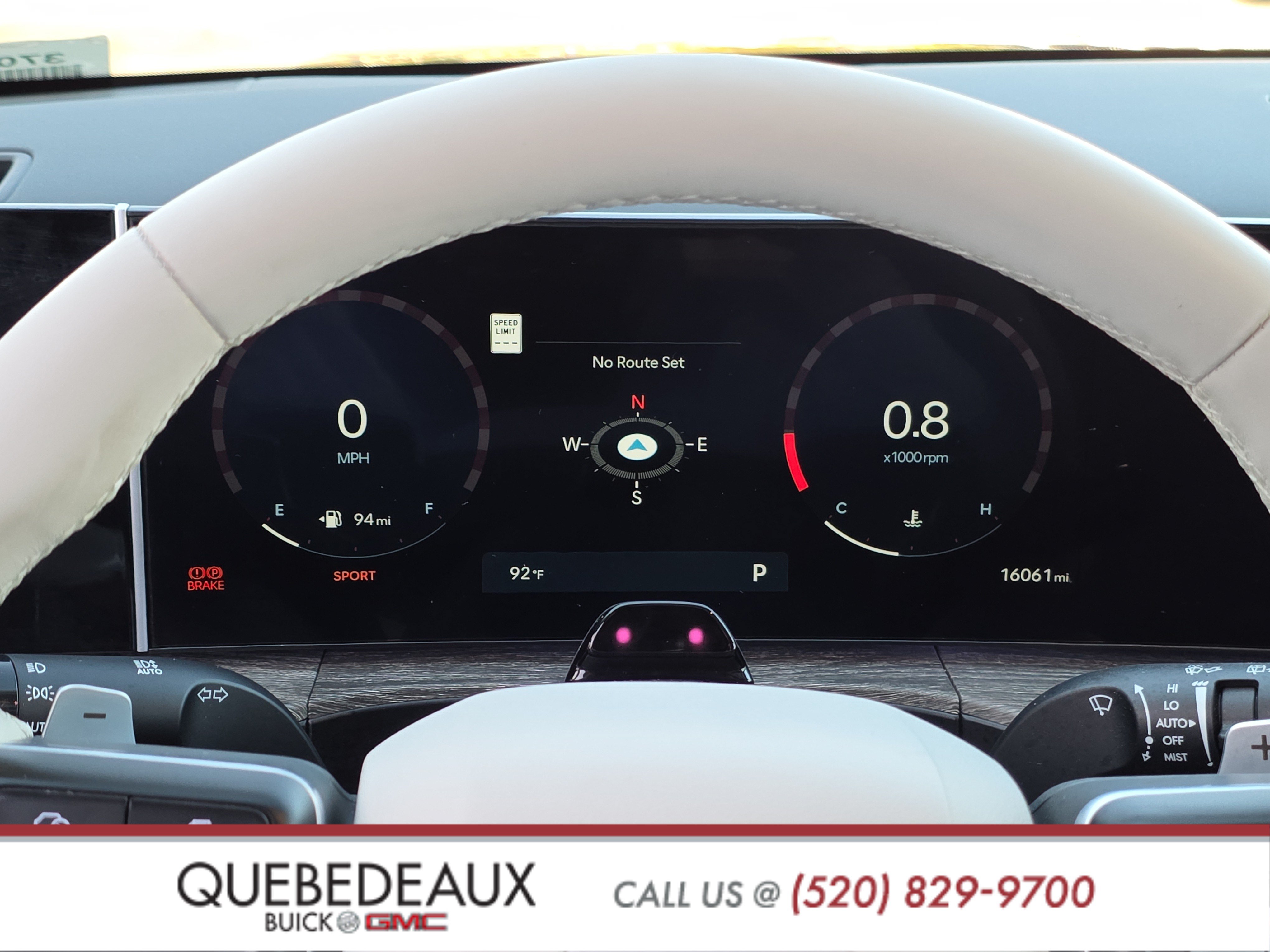 Used 2025 Hyundai Santa Fe Limited FWD image 18