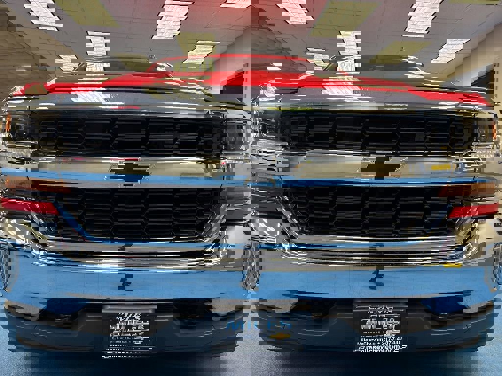 Used 2018 Chevrolet Silverado 1500 LT w/ All Star Edition image 12