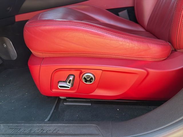 Used 2021 Maserati Levante S image 8