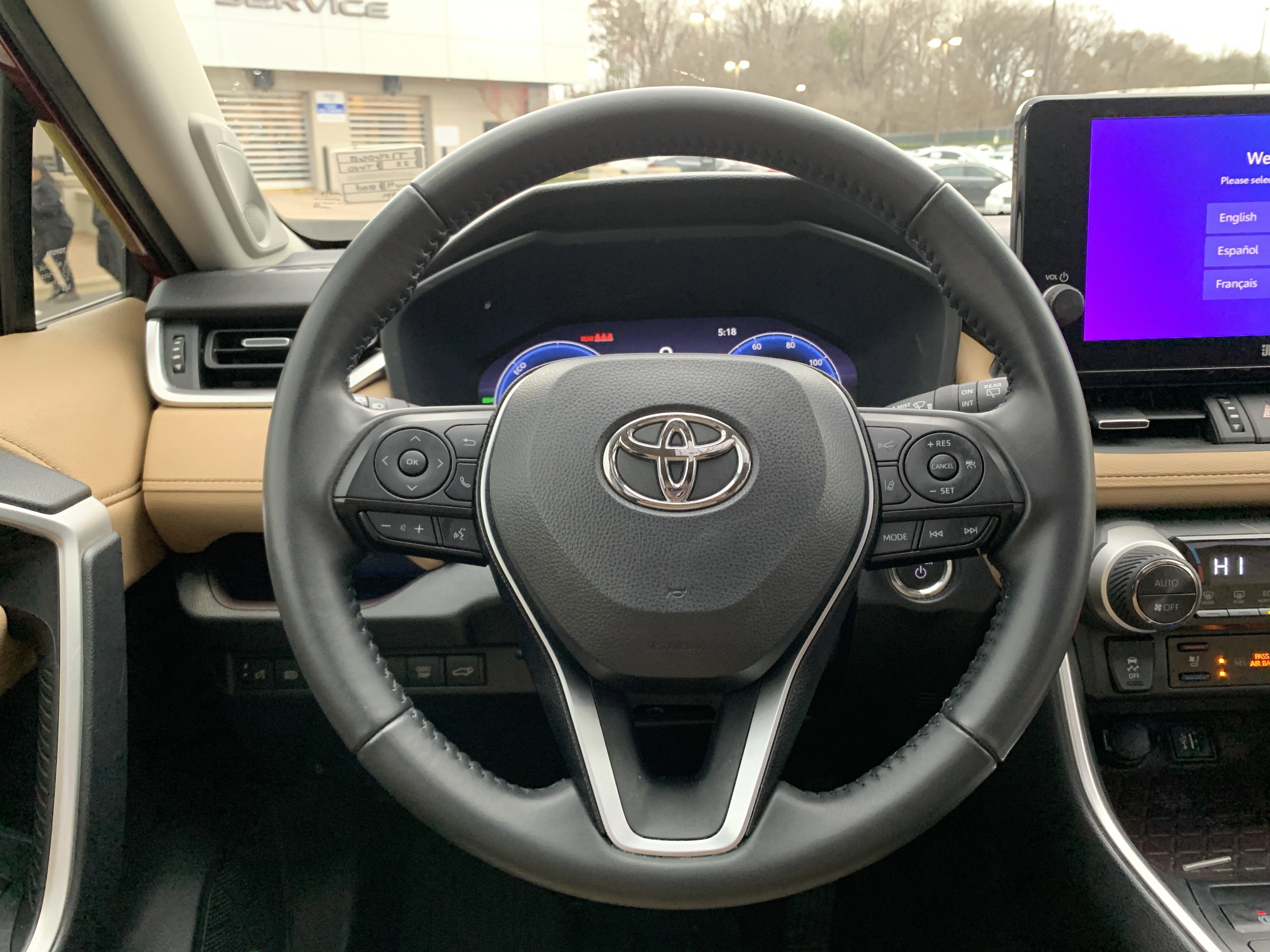 Used 2023 Toyota RAV4 Limited image 18