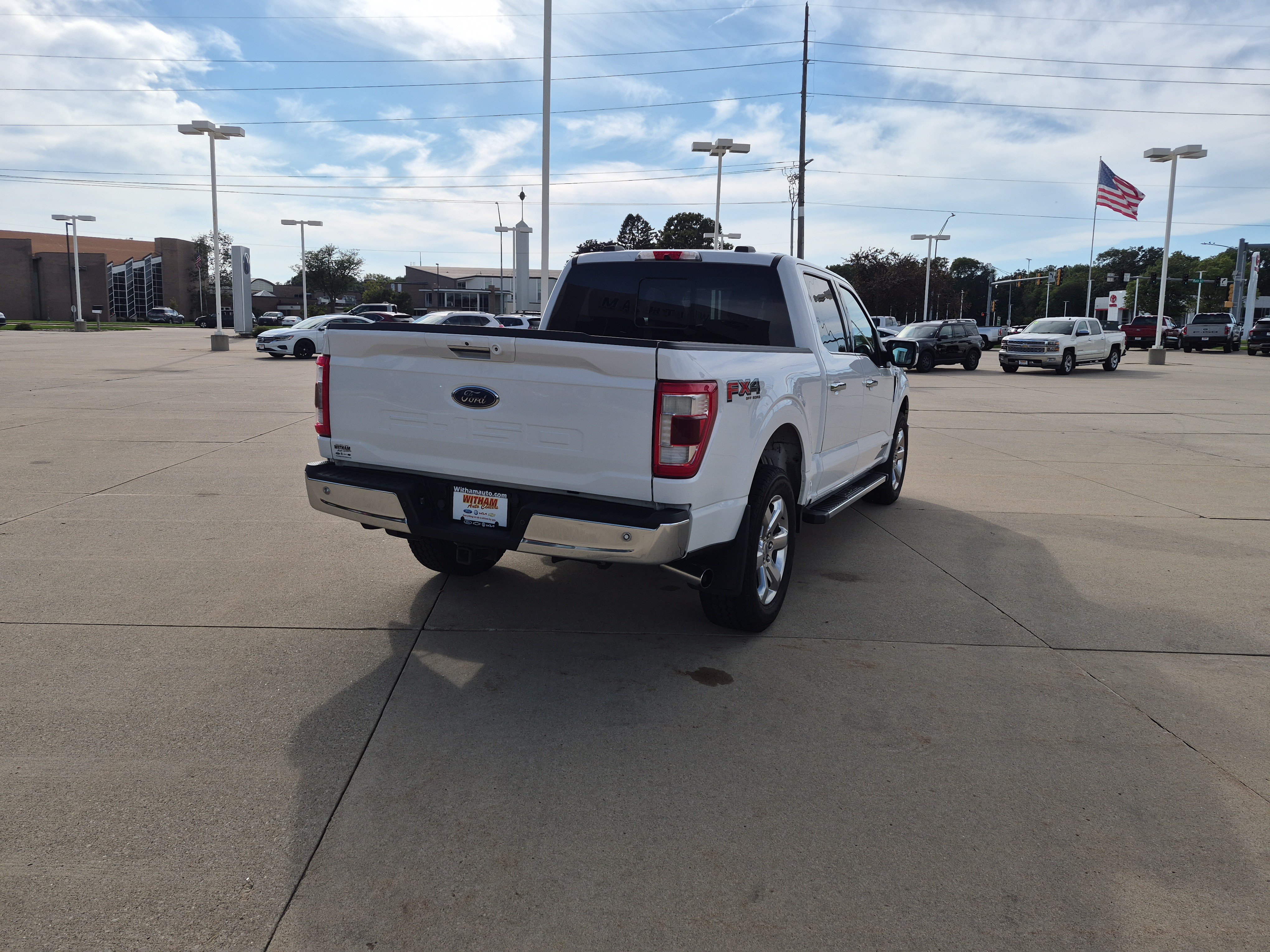 Used 2021 Ford F150 Lariat w/ Equipment Group 502A High AWD/4WD image 3