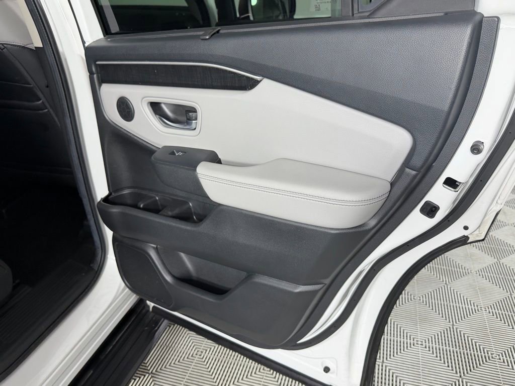 Used 2024 Honda Pilot Elite image 31