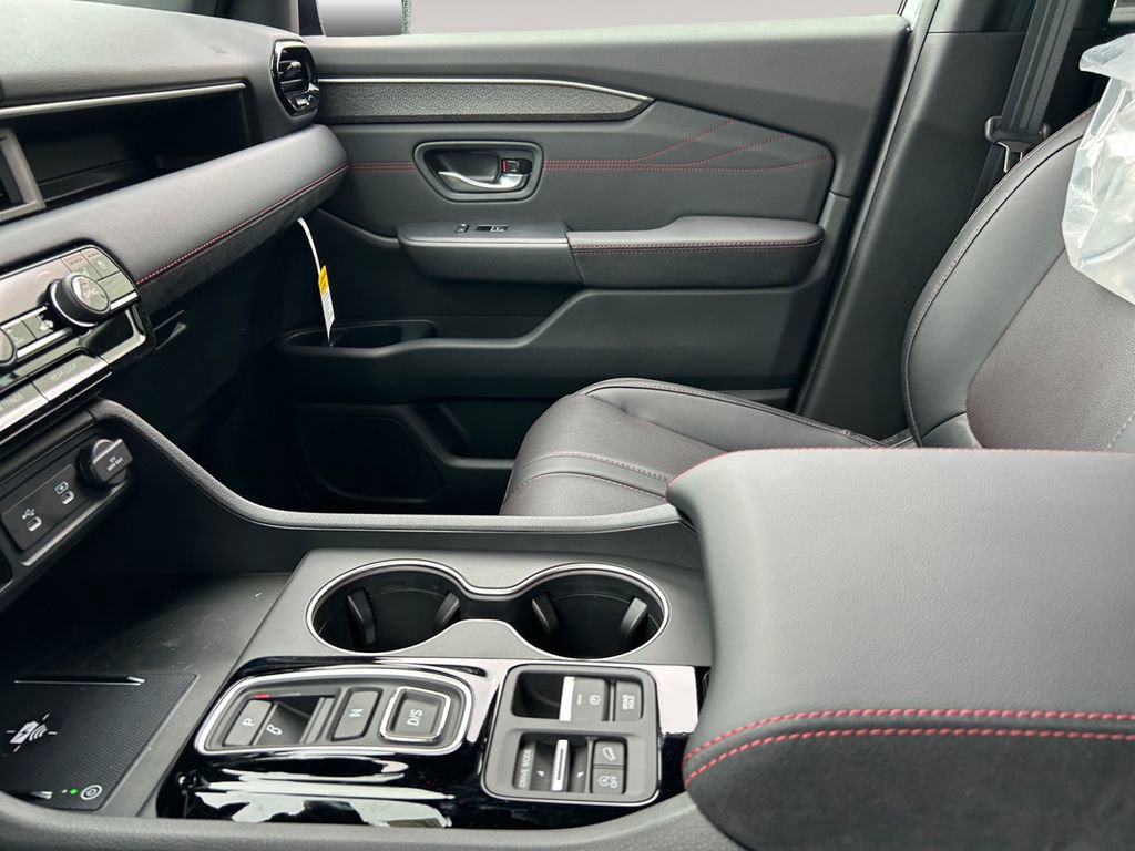 New 2026 Honda Pilot Black Edition image 9