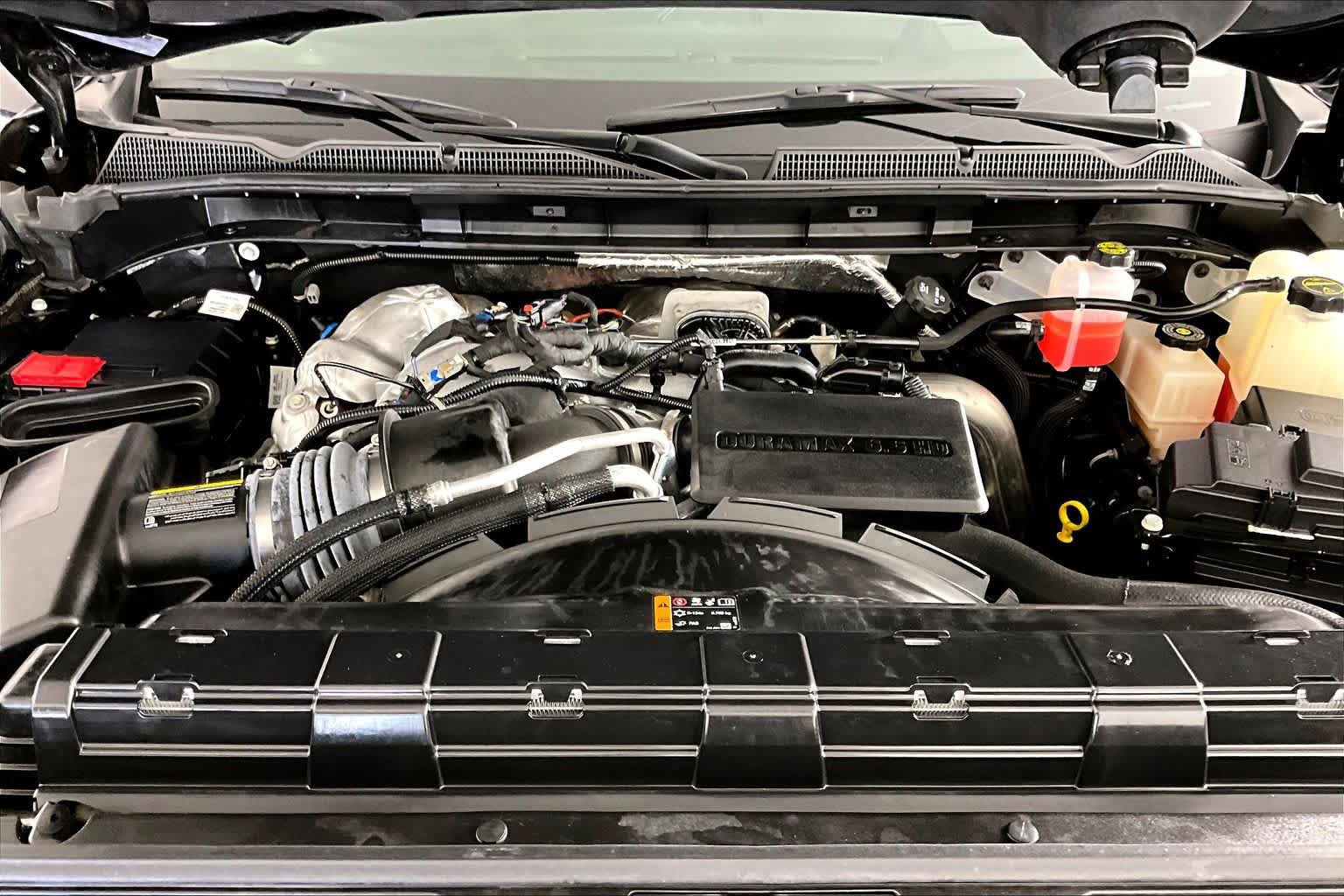 Certified 2025 GMC Sierra 2500 AT4X w/ AT4X AEV Edition AWD/4WD image 31