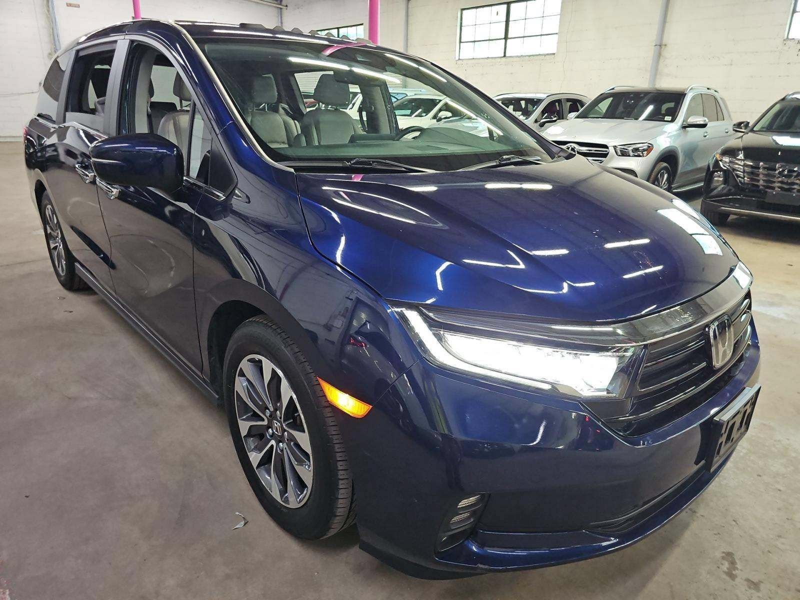 Used 2023 Honda Odyssey EX-L image 5