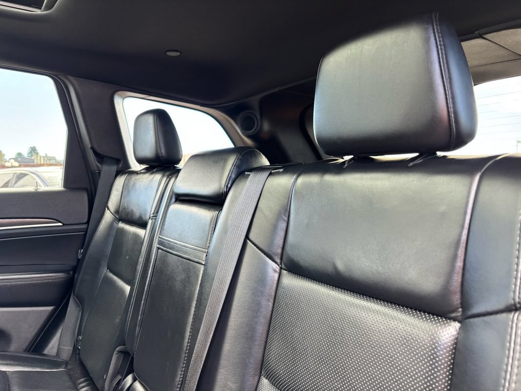 Used 2018 Jeep Grand Cherokee Limited w/ Luxury Group II AWD/4WD image 16
