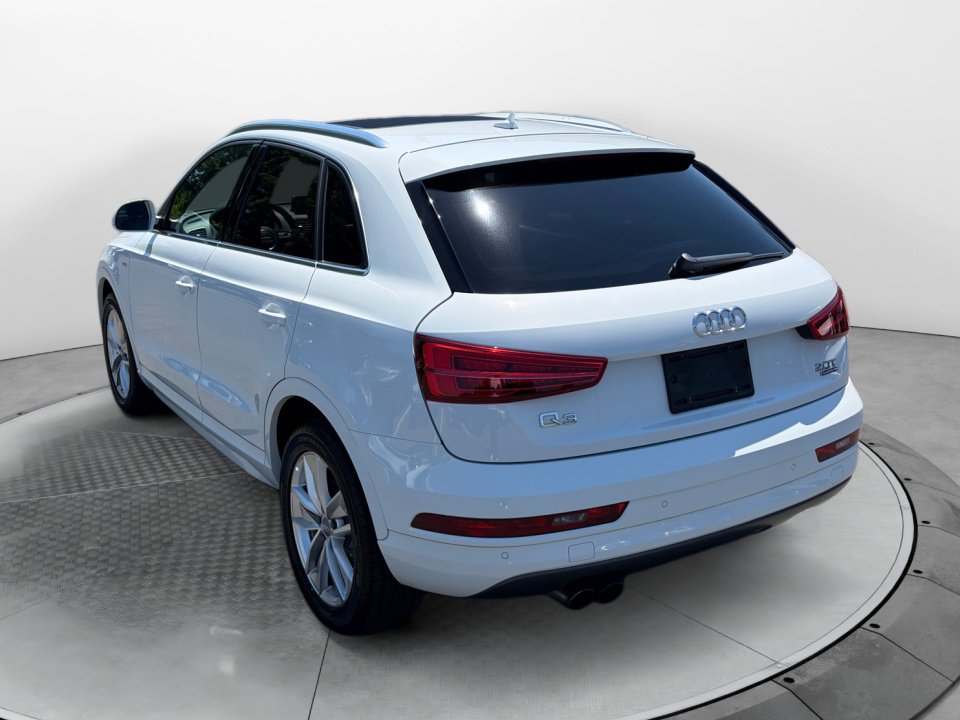 Used 2018 Audi Q3 2.0T Premium Plus w/ Premium Plus Package AWD/4WD image 5