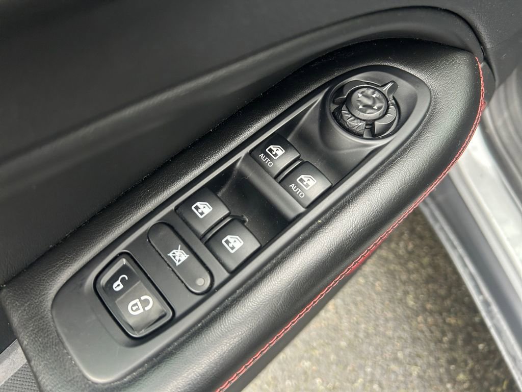 Used 2020 Jeep Compass Trailhawk image 23