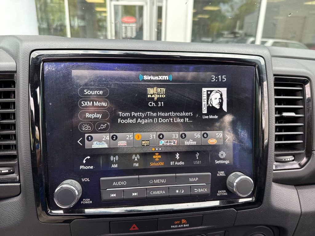 Used 2022 Nissan Frontier Pro-X w/ Pro-X Premium Package image 47