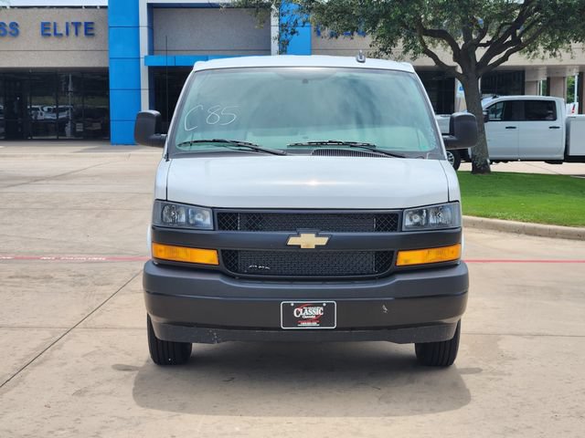 New 2025 Chevrolet Express 2500 Extended RWD image 9